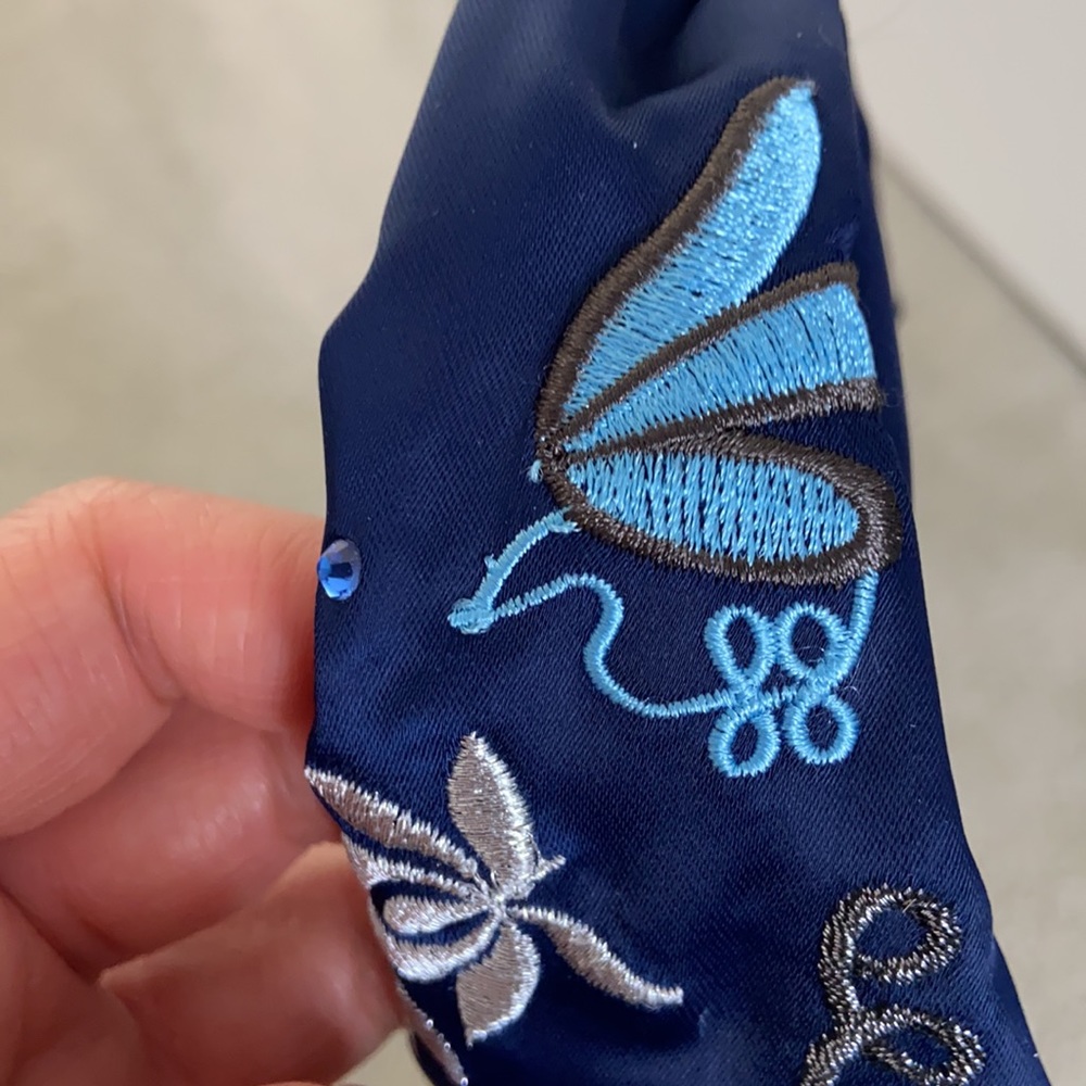 Embroidered headband - Picture 6 of 6